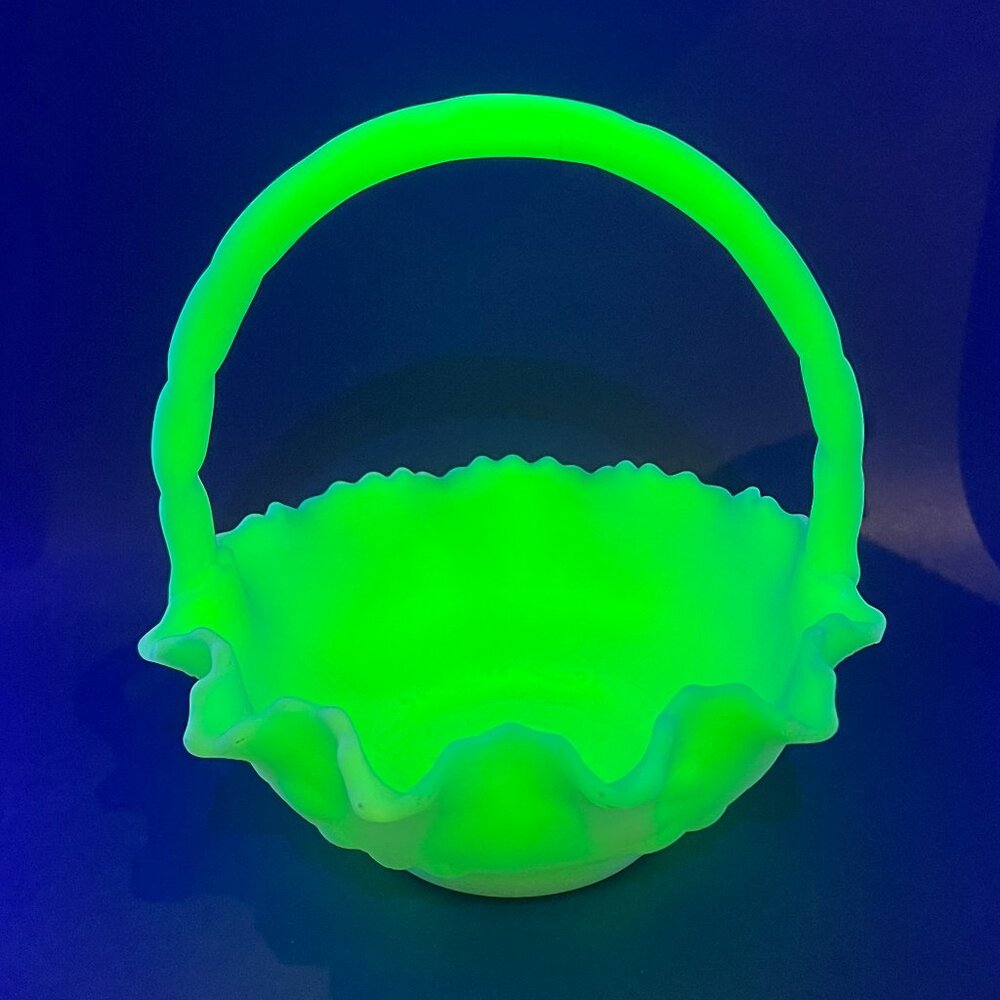 Vtg Fenton Art Custard Uranium Glass Basket Persian Medallion Blackberry Glows